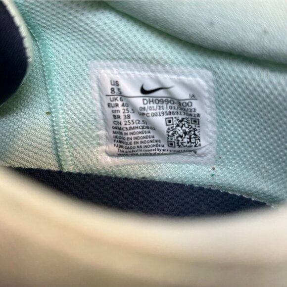 Nike Women's Court Zoom Pro Tennis Shoes Mint Foam Size 8.5 DH0990-300 - Picture 10 of 10